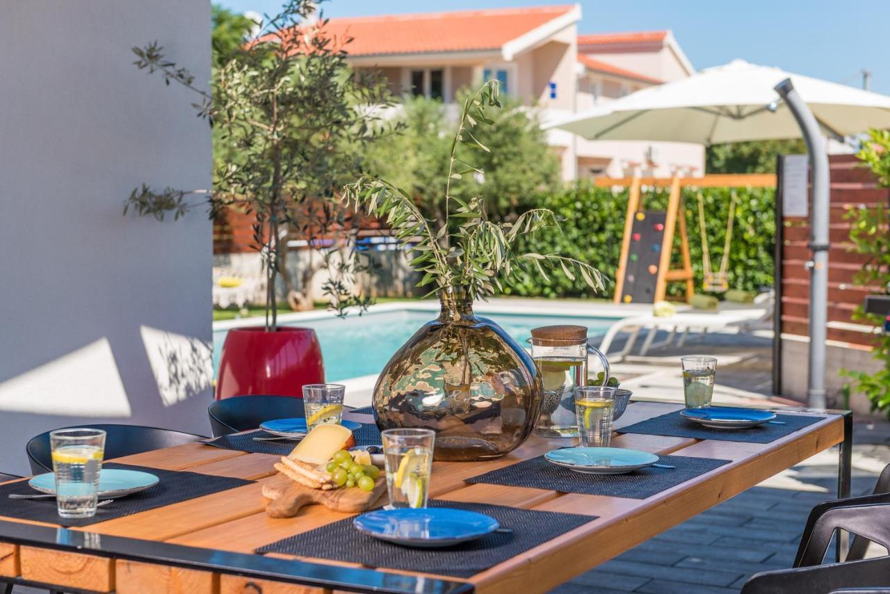Villa Olea With Heated Pool And Jacuzzi Sukošan Exterior foto