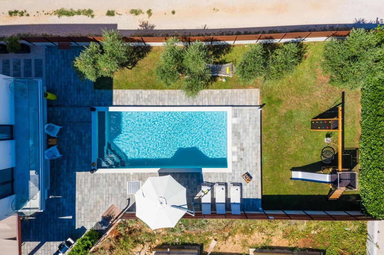 Villa Olea With Heated Pool And Jacuzzi Sukošan Exterior foto
