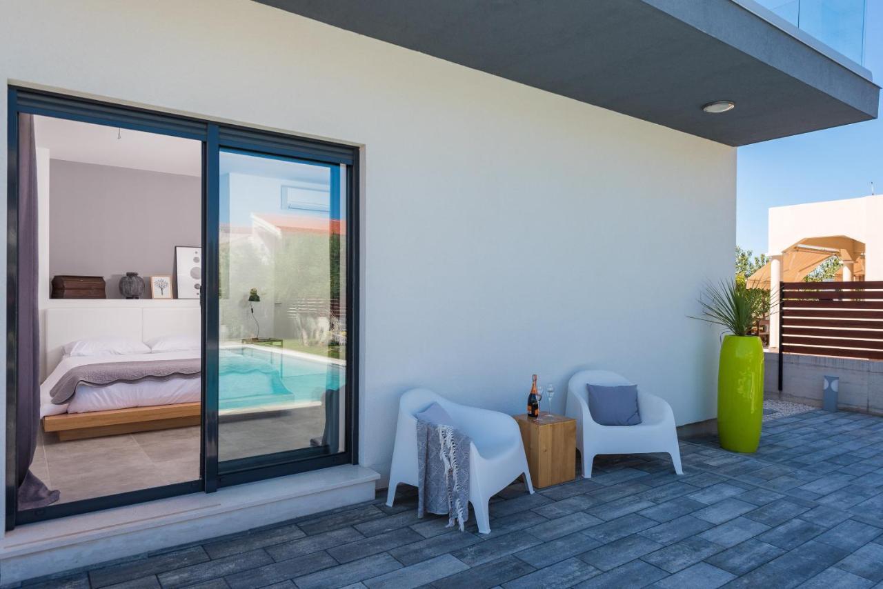 Villa Olea With Heated Pool And Jacuzzi Sukošan Exterior foto