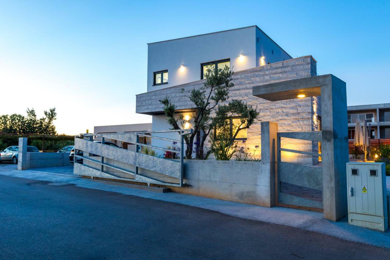 Villa Olea With Heated Pool And Jacuzzi Sukošan Exterior foto